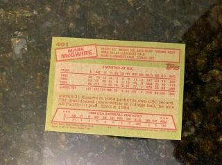 1985 Topps Baseball 401 MARK MCGWIRE ROOKIE.  NM - MT, 2