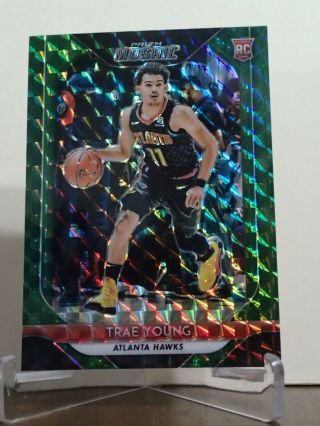 2018 - 19 Prizm Mosaic Trae Young Rookie Green Refractor Prizm Sp Hawks