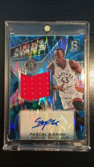 Pascal Siakam 2016 - 17 Spectra Rising Stars Rookie Patch Auto /99 Raptors Finals