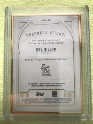 2019 TOPPS DEFINITIVE BOB GIBSON GOLD METAL FRAMED AUTO /25 ON CARD Cardinals 2