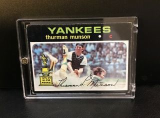 1971 Thurman Munson ☘️ Topps Rookie Cup.  No Creases