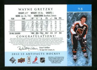 Wayne Gretzky 2012 - 13 UD Artifacts Base Dual Jersey Patch Auto Emerald 6/8 2