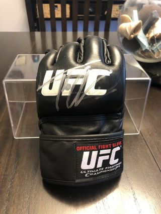 Tito Ortiz Signed Ufc Glove Autograph Mma Official No & Display Case