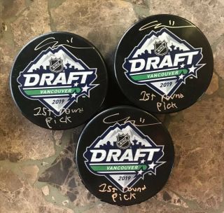 Connor Mcmichael Signed Autographed 2019 Nhl Draft Puck 1st Round Pick Capitals
