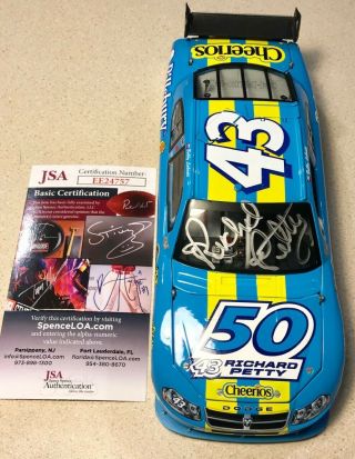 Jsa Richard Petty Signed Nascar Die - Cast 2008 Charger Scale 1:24