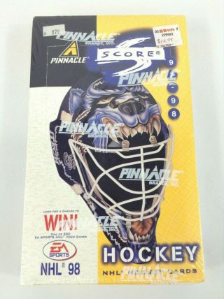 1997 - 98 Pinnacle Score Hockey Card Box - 48 Packs