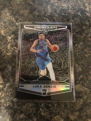 2018 - 19 Chronicles Luka Doncic Rc/rookie Obsidian Preview Card Prizm Sp No.  571