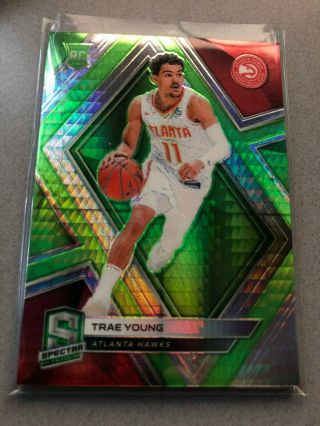 2018 2019 Panini Spectra Trae Young Neon Green Parallel 15/49 Card 16 Hawks Rc