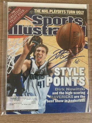 Dirk Nowitzki Autographed Signed Sports Illustrated May 6,  2002