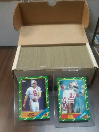 1986 Topps Football Complete Set.  Rice/young Rc