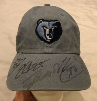 Autographed Memphis Grizzlies Cap Hat Lorenzen Wright Mike Miller Earl Watson,