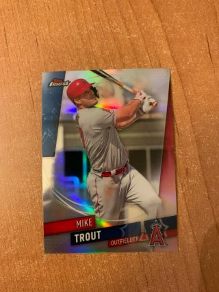 2019 Topps Finest - Mike Trout - 25 Refractor Parallel Angels