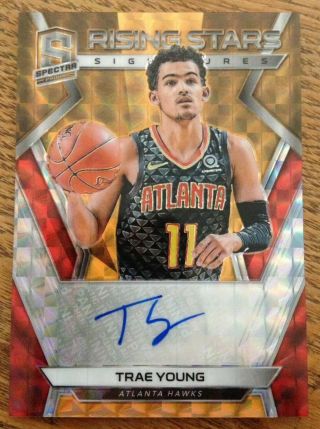 Trae Young 1/5 Rookie Auto 2018 - 19 Spectra Rc Autograph Hawks