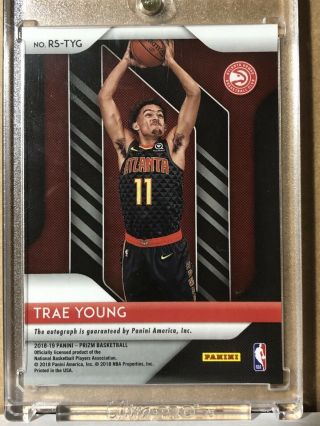 2018 - 19 Prizm TRAE YOUNG Rc Auto HAWKS Card RS - TYG 2