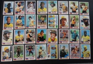 1982 Topps Pittsburgh Pirates Team Set Of 32 Baseball Cards