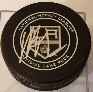 BECKETT D85651 DUSTIN BROWN SIGNED LOS ANGELES KINGS NHL OFFICIAL GAME PUCK 2