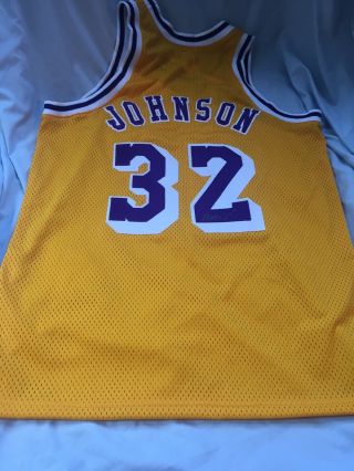 Los Angeles Lakers Magic Johnson Signed Yellow Gold Jersey Not Authenticated