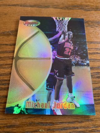 1997 - 98 Bowman’s Best Michael Jordan Refractor 60 Read