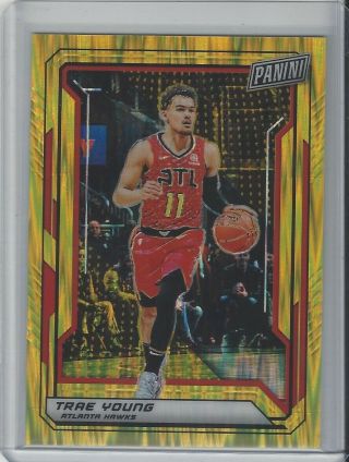 2019 Panini National Gold Pack Trae Young Gold Prizm Rookie /10 Hawks