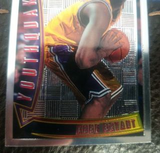 Kobe Bryant 1996 - 97 Topps Chrome Youthquake Insert Rookie Rc Card YQ15 Centered 7