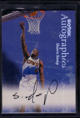 1999 - 00 Skybox Premium Shawn Kemp Autographics Auto Card