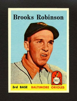 1958 Topps 307 Brooks Robinson - Baltimore Orioles Hof - Centered -