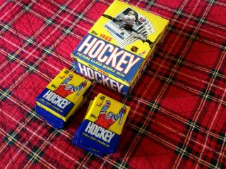 1985 - 86 Topps Hockey Half Wax Box - 18 Packs - Ex/mt To Nm Packs