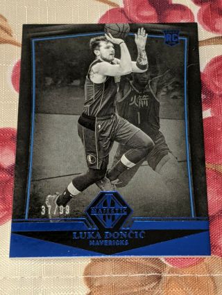 2018 - 19 Chronicles Luka Doncic Rookie Card 37/99