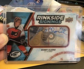 18 - 19 Ud Ice Rinkside Signings Auto Rs - Bc Bobby Clarke