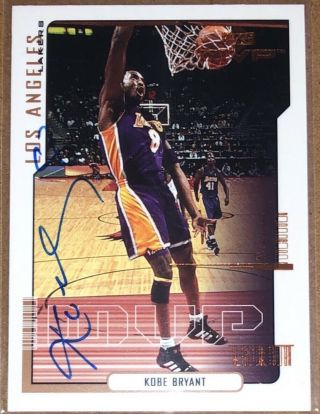 2000 - 2001 Upper Deck Kobe Bryant 189 Mvp Autograph Card W/coa