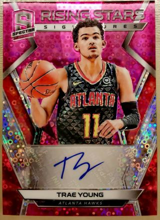 2018 - 19 Spectra Trae Young Rookie Rising Star Neon Pink Prizm Auto 4/25 Hawks Rc
