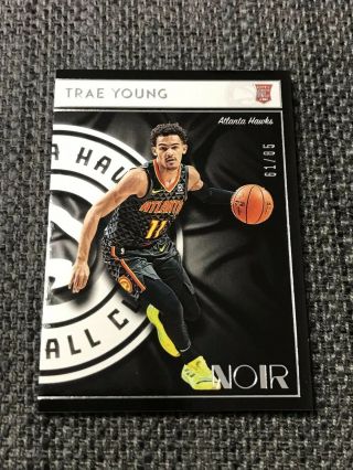 2018 - 19 Noir Trae Young Rookie Hawks Base Icon /85 Rc