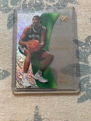 1997 - 98 E - X 2001 75 Tim Duncan Rc Wake Forest Spurs Rookie