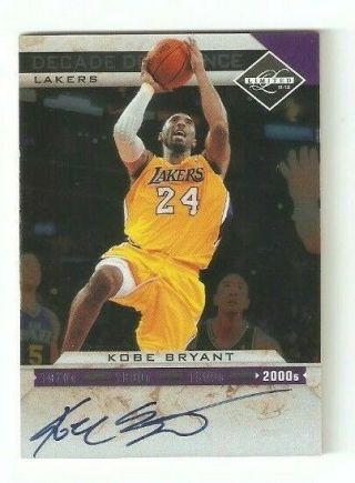 11/12 Limited Kobe Bryant Autographed Card /99 Lakers On Card Auto Decade