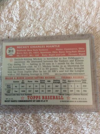 Topps 1996 Mickey Mantle York Yankees 311 Refractor Baseball Card 2