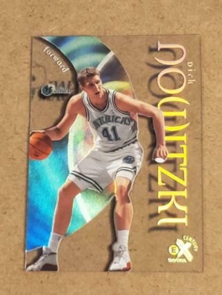 Dirk Nowitzki Mavericks Rc Rookie Mavericks Mavericks 1998 - 99 Skybox Ex Century