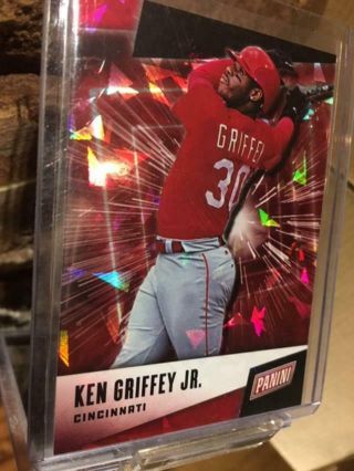2019 Panini Fathers Day Cracked Ice Ken Griffey Jr.  14 / 25