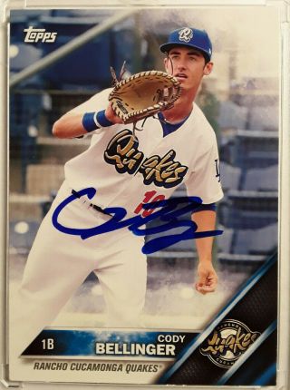 2016 Topps Pro Debut Cody Bellinger Auto Rookie Card 46 Autograph - On Card