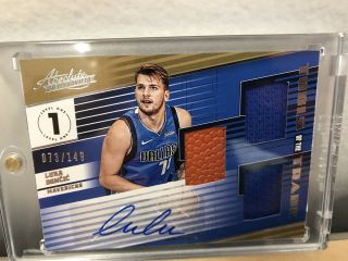 2018 - 19 Absolute Memorabilia Luka Doncic Auto Rookie Tools Of The Trade Rc /149