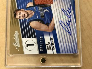 2018 - 19 Absolute Memorabilia Luka Doncic Auto Rookie Tools Of The Trade RC /149 8
