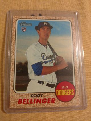 2017 Topps Heritage High Number Cody Bellinger Rookie Card Very Hot