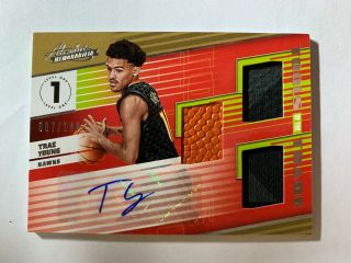 2018 - 19 Absolute Tools Of The Trade Rookie Auto Trae Young 007/149 Hawks