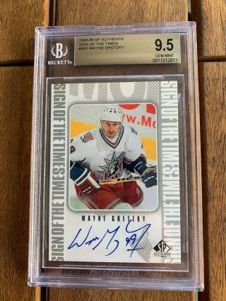 Wayne Gretzky 1998 - 99 Sp Authentic Sign Of The Times Bgs 9.  5 10 Auto