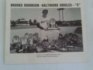 1970s 4 Picture Photo Foldout Baltimore Orioles Baseball Player Brooks Robinson