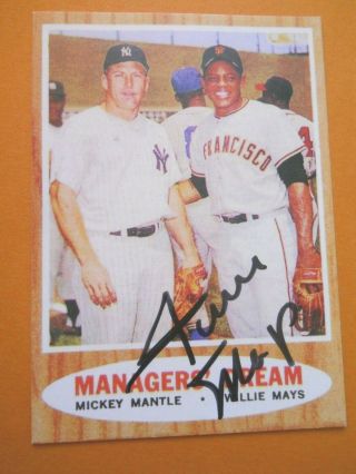 Willie Mays - 1962 Topps Reprint Autographed Baseball Card 18 - S.  F.  Giants