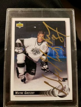 Wayne Gretzky 1992 - 93 Upper Deck Auto Autograph