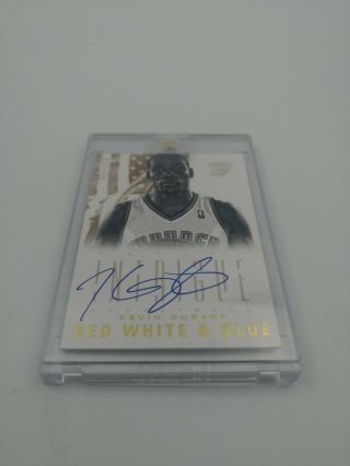 2012 - 13 Panini Intrigue Kevin Durant Red White & Blue Auto /125 Nm