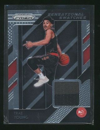 2018 - 19 Prizm Trae Young Sensational Swatches Jersey Silver Hawks