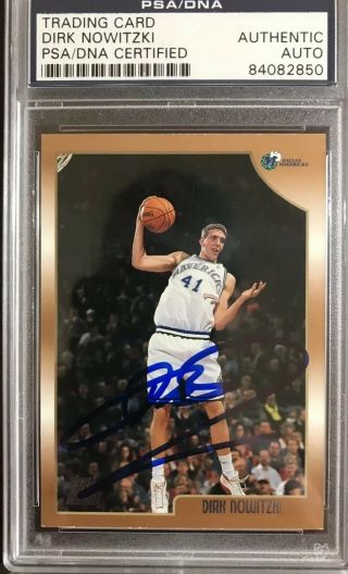 1999 Topps Dirk Nowitzki Signed Rookie Card 154 (psa/dna Authenticated)