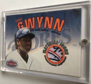 2001 Fleer Material Issue Tony Gwynn 3 Color “sick” Patch Sd Padres Hof